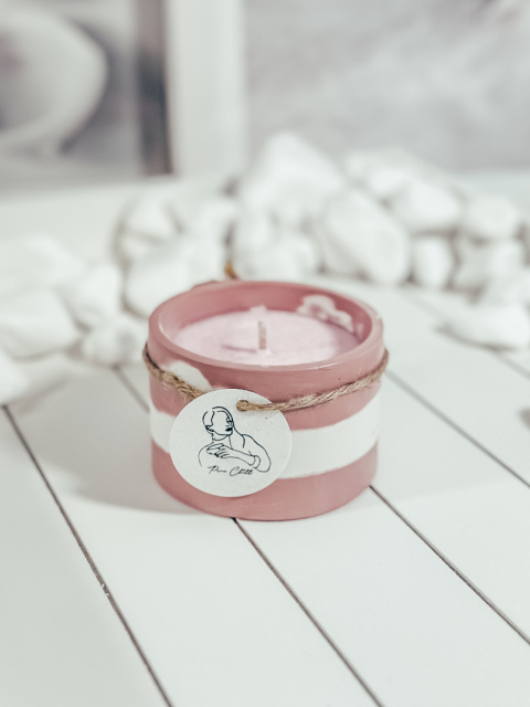 ŚWIECA ARBUZ-MALINA - ŚREDNIA 150 ML ŚWIECA ARBUZ-MALINA - ŚREDNIA 150 ML