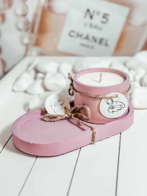 ŚWIECA CHANEL - ŚREDNIA 150 ML ŚWIECA CHANEL - ŚREDNIA 150 ML