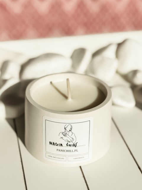 ŚWIECA MAGIA ŚWIĄT - ŚREDNIA 150 ML ŚWIECA MAGIA ŚWIĄT - ŚREDNIA 150 ML